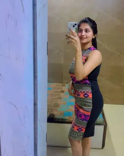 Escort Lakhandur